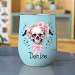Personalisierte rosa Blumen Schädel Fledermäuse Multicolor 12oz Name Wein Becher mit Deckel und Strohhalm Halloween Geschenk für Frauen Schädel Liebha