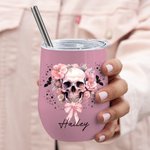 Personalisierte rosa Blumen Schädel Fledermäuse Multicolor 12oz Name Wein Becher mit Deckel und Strohhalm Halloween Geschenk für Frauen Schädel Liebha