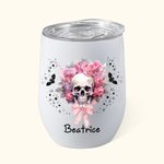 Personalisierte rosa Blumen Schädel Fledermäuse Multicolor 12oz Name Wein Becher mit Deckel und Strohhalm Halloween Geschenk für Frauen Schädel Liebha
