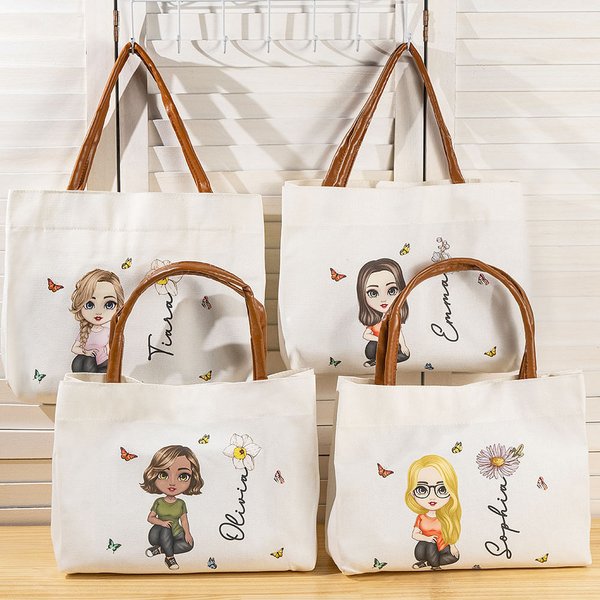 Sac en Toile Personnalisé avec Personnage Cartoon Nom Fleur de Naissance Grande Capacité Essentiel de Voyage Cadeau Anniversaire Noël pour Femme Fille