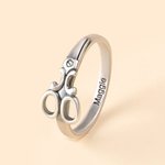 Gepersonaliseerde sierlijke schaar ring met gegraveerde naam kapper sieraden verjaardagscadeau voor kappers naaien liefhebbers