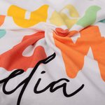 Gepersonaliseerde kleurrijke neef Crew sneldrogende oversized strandhanddoek met naam Summer Travel Essential geschenk voor familie kinderen