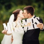 Personalisierte Herr und Frau Holz Hochzeitstisch Zeichen mit Spiegel Acryl Familienname Partei Foto Prop Jahrestag Hochzeit Geschenk für Paar
