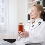 Gepersonaliseerd Tand Geboorte Bloem 20oz Naam Bier Kan Glas met Bamboe Deksel en Rietje Waardering Afstudeergeschenk voor Tandartsen Hygiënisten