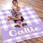 Personnalisé Multicolore Grille Mignon Personnage Cartoon Doux Couverture avec Nom Anniversaire Noël Cadeau pour Filles Garçons Famille