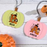 Personnalisé Personnage Cartoon Pumpkin Halloween panier en bois avec initiale Spooky Season Trick or Treat Cadeau pour enfants