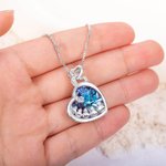 Collier Cœur Personnalisé avec 1 à 5 Noms Gravés et Pierre de Naissance Bijou Orné de Cristal Cadeau Anniversaire Noël pour Femme