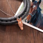 Personalised Horse Facial Marking 3D Birthmark Necklace with Engraved Text Horse Racing Day Equestrian Accessory Gift for Horse Lover