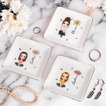 Personalizada de cerámica de dibujos animados de caracteres de nacimiento de la flor de la baratija cuadrada joyería plato con nombre de la boda de compromiso de regalo para las mujeres