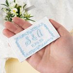 Gepersonaliseerd Iets Blauw Geborduurd Ranken Bruidsjurk Label met Initiaal en Datum Bruiloft Cadeau voor Bruid