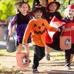 Cestino portacaramelle riutilizzabile con nome personalizzato Ghost Bat Pumpkin Plaid Halloween Trick or Treat Activity Gift for Boys Girls