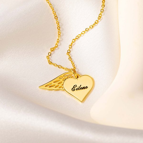 Personlig Angel Wing Heart halskjede med gravert navn Memorial Sympathy Gave til kvinner