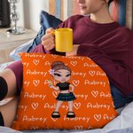 Personalisierter Kissenbezug mit Y2K Modischer Cartoon-Mädchen-Figur Namen Herzen Haus Deko Geburtstag Weihnachten Freundschaft Geschenk für Damen