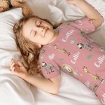 Pyjama Doux Personnalisé avec Nom Thème des Animaux Safari Set de T-shirt Short Multicolore Cadeau Anniversaire Noël pour Enfants Garçons Filles