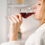 Personalisiertes Lustiges „Prescription Wine“ 250ml 430ml Verschreibung Weinglas Schiefer Untersetzer mit Gravur Geburtstag Geschenk für Weinliebhaber