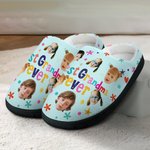 Personalizado Colorido Estrella Flor Múltiples Fotos de Diseño Antideslizante Zapatillas de felpa con Título Cumpleaños Regalo de Navidad para la Fami