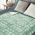 Personalised Multicolour Heart Stethoscope Medical Element Soft Fleece Throw Blanket with Name Birthday Appreciation Gift for Nurse Medical Staff