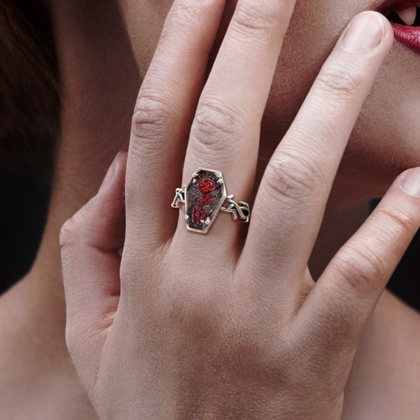 Bague gothique personnalisée Rose de cercueil Vintage avec nom gravé Noël Halloween Cadeau pour femmes hommes