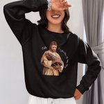 Personlig Jesus Loves Cute Moo Deng Crewneck T-skjorte Sweatshirt med navn Religiøs julegave til Moo Deng-elskere