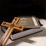 Croce floreale personalizzata Versetto biblico A5 foderato in pelle Taccuino di preghiera Set di penne in legno con nome Chiesa Regalo di Natale per i