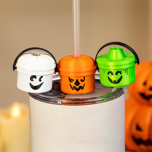 Personlig häxa spöke pumpa uppsättning av 3 drickmuggar sugrörsöverdrag toppers med initialer Halloween dekor festgåva för vänner familj