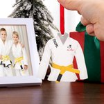 Spersonalizowana akrylowa ozdoba BJJ w kształcie brazylijskiego jiu jitsu z tekstem na choince - prezent urodzinowy dla mistrzów sztuk walki