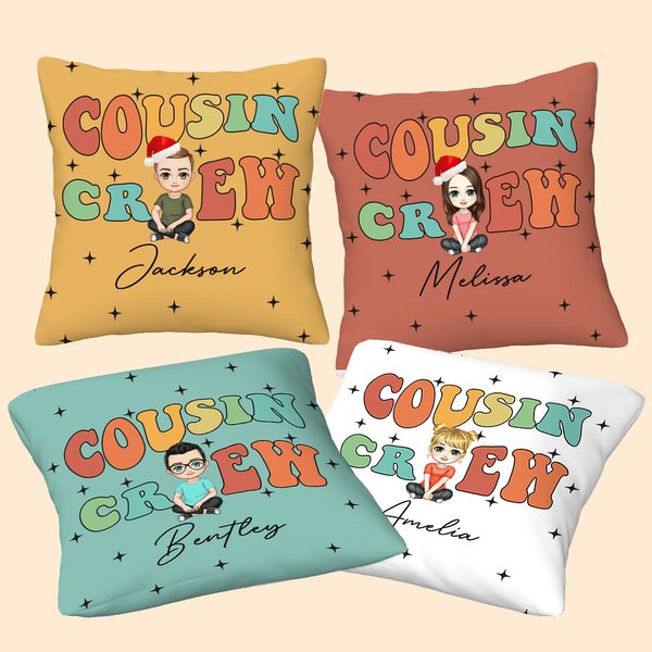 Spersonalizowana poszewka na poduszkę z imieniem i nazwiskiem Cousin Crew Cartoon Character Miękka poszewka na poduszkę z imieniem i nazwiskiem Dekoracja domu Prezent świąteczny dla rodziny