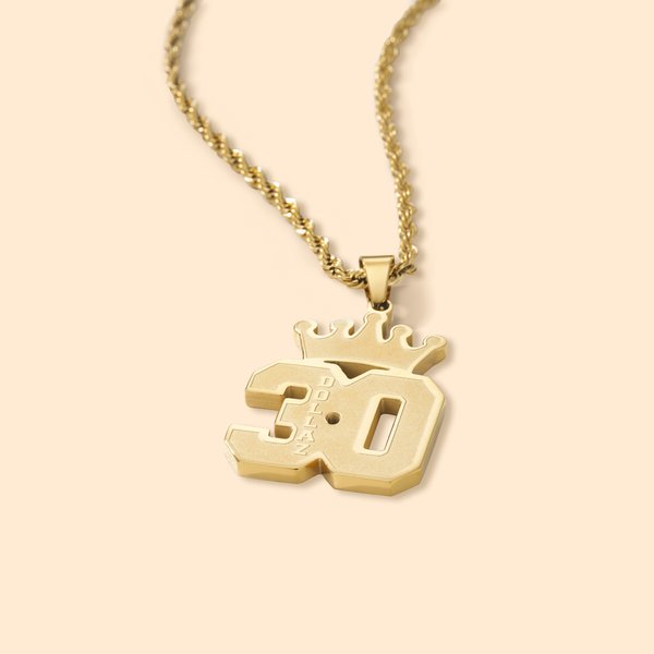 Personalizado Minilista Corona Número de la Suerte Colgante Collar con Nombre Cadena Torcida Joyería Equipo Regalo de Cumpleaños para Hombre