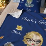 Couverture Douce Personnalisée avec Bouquet de Fleurs de Naissance et 1 à 8 Noms Cadeau d'Anniversaire et de Noël pour Maman Grand-Mère
