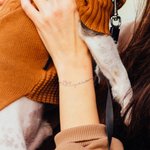 Personlig minimalistisk armbånd med tassetrykk for kjæledyr med navn Hund Katt Mamma Smykker Bursdagsgave til minne om kvinner