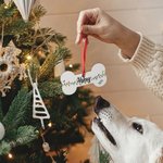 Personnalisé en forme d'os de chien, ornement de Noël avec texte et année, décoration d'arbre de Noël, cadeau pour les amoureux des animaux.