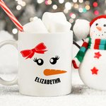 Gepersonaliseerde Schattige Lachende Wortelneus Sneeuwman Gezicht 11oz / 15oz Keramische Mok met Naam Kerstmis Winterfeest Geschenk voor Familie Kinde