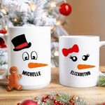 Gepersonaliseerde Schattige Lachende Wortelneus Sneeuwman Gezicht 11oz / 15oz Keramische Mok met Naam Kerstmis Winterfeest Geschenk voor Familie Kinde