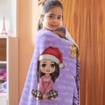 Couverture Douce Multicolore Personnalisée avec Nom Personnage Dessin Animé et Fleur de Naissance Cadeau Noël pour Famille et  Enfants