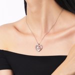 Gepersonaliseerde hartvorm two tone oma kleindochter ketting met gegraveerde naam sierlijke sieraden verjaardag verjaardagscadeau voor vrouwen