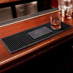 Tapis de bar en caoutchouc antidérapant avec texte Cadeau d'anniversaire pour barman Amoureux des cocktails Nouveaux mariés