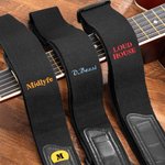 Gepersonaliseerde Verstelbare Oxford Gitaarriem en 12 stuks Plectrums met Geborduurde Naam Muziek Gear Accessoires Verjaardagsgeschenk voor Gitarist Muzikant