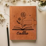 Couverture de Carnet A5 Personnalisé avec Nom et Fleur de Naissance Poussée dans le Livre Carnet A5 à Choix Cadeau pour Amis Collègue