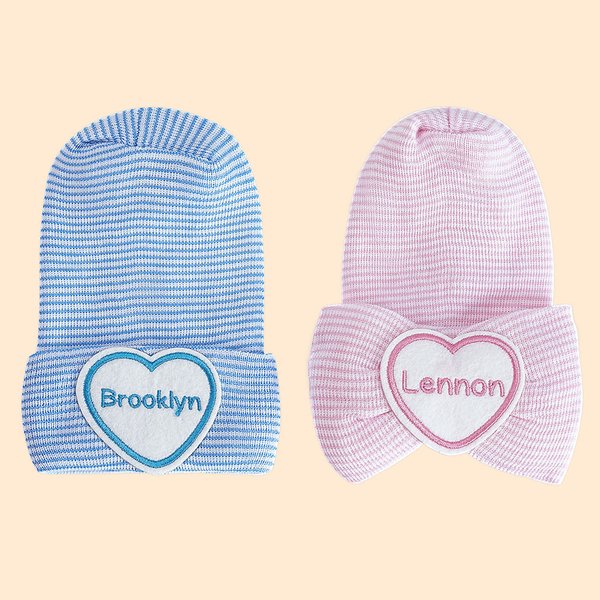 Personalisierte Streifen Säuglingskrankenhaus Mütze Beanie mit gesticktem Namen Neugeborenes Baby Dusche Geschenk für Baby Jungen Mädchen
