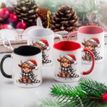 Chapeau de Noël Highland Cow personnalisé Mug en céramique 11oz Sous-verre avec nom Cadeau de Noël pour les amateurs de Highland Cow