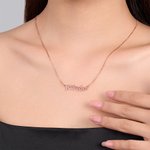 Personligt minimalistiskt trendigt vågigt namnhalsband Födelsedags- och jubileumsgåva för kvinnor