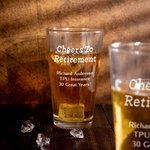 Bicchiere da birra personalizzato da 16 oz con testo Regalo per la festa del papà, compleanno e pensionamento del nonno