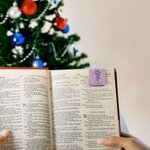 Gepersonaliseerde Bijbel Boek Bloem Kruis Magnetische Lederen Bladwijzer Clip met Naam Verjaardag Kerstcadeau voor Bibliothecaris Christian Book Lover