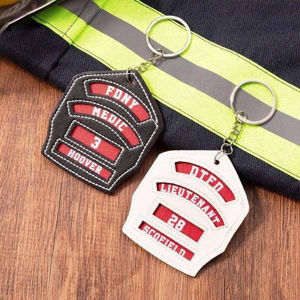 Porte-clés en Cuir Personnalisé avec Département et Nom du Service pour Casque de Pompier Cadeau d'Anniversaire pour Pompier