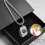 Collana personalizzata con proiezione di foto geometriche e catena a scatola Gioielli minimalisti Regalo di compleanno e anniversario per uomini