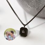 Collana personalizzata con proiezione di foto geometriche e catena a scatola Gioielli minimalisti Regalo di compleanno e anniversario per uomini
