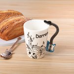 Tasse en céramique en forme de guitare personnalisée avec nom et couvercle Cadeau d'anniversaire pour joueur de guitare