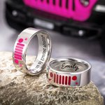 Gepersonaliseerde Multicolor Jeep Grill Koplampen Patroon Ring met Gegraveerde Tekst Verjaardagscadeau voor Jeep Eigenaren Liefhebbers