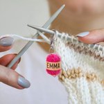 Personalisierte 5-tlg. handgefertigte Maschenmarkierer Mini Knäuel Anhänger mit Namen Häkeln Zubehör Geschenk für Strickliebhaber Häkelliebhaber