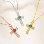 Collana con croce in pietra di parto personalizzata con zircone lucido, delicato gioiello religioso, regalo di battesimo di Natale per le donne